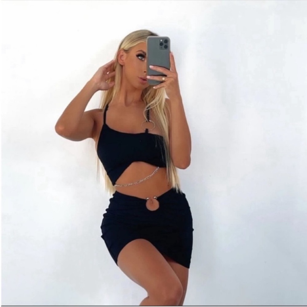 NWT Generation Outcast Bethany Black Crop Top Medium